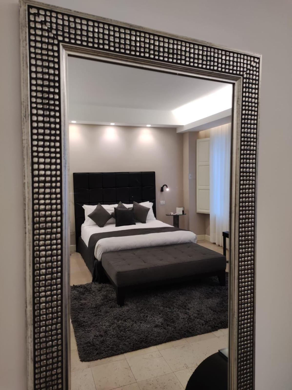 Hotel Porta Reale Ното Екстер'єр фото