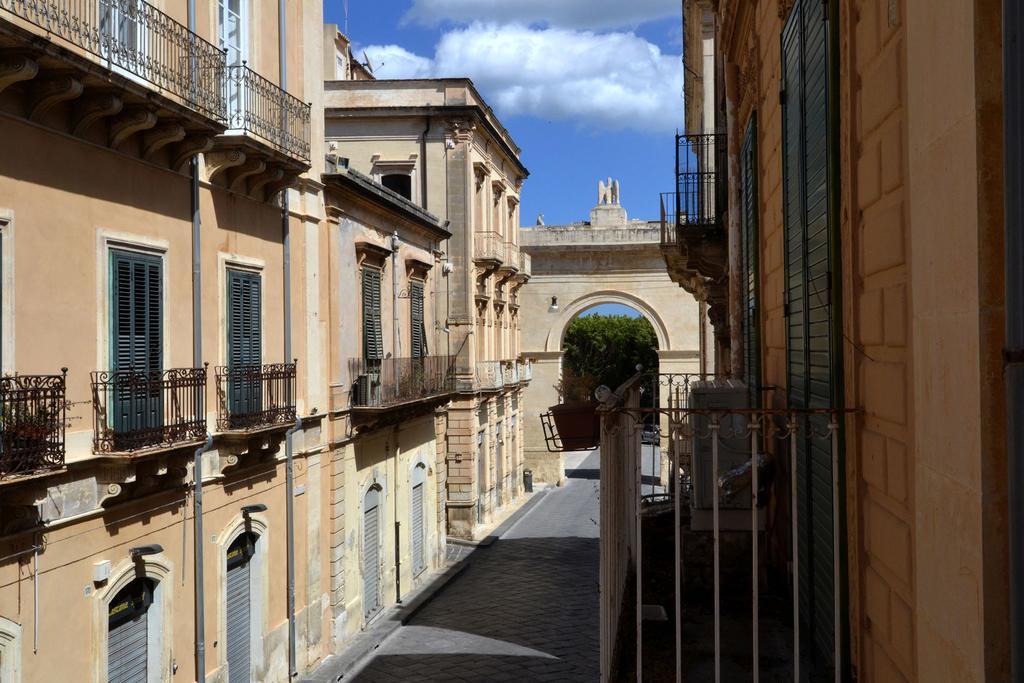 Hotel Porta Reale Ното Екстер'єр фото